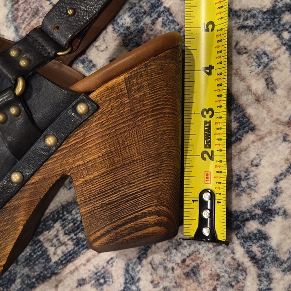 7/7.5 Kork-Ease Carmella Platform Clog Heels in Dark Gray Leather & Brown Wood - Picture 13 of 14